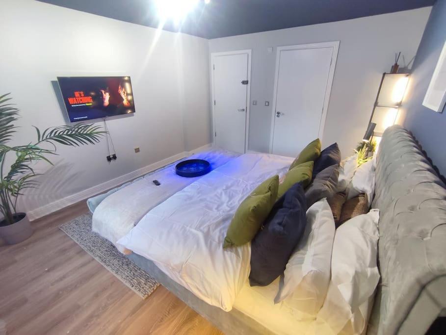 Luxury 3br Apt, Close To Excel, O2, Airport! Apartament