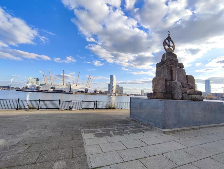 Appartamento Luxury 3br Apt, Close To Excel, O2, Airport! *